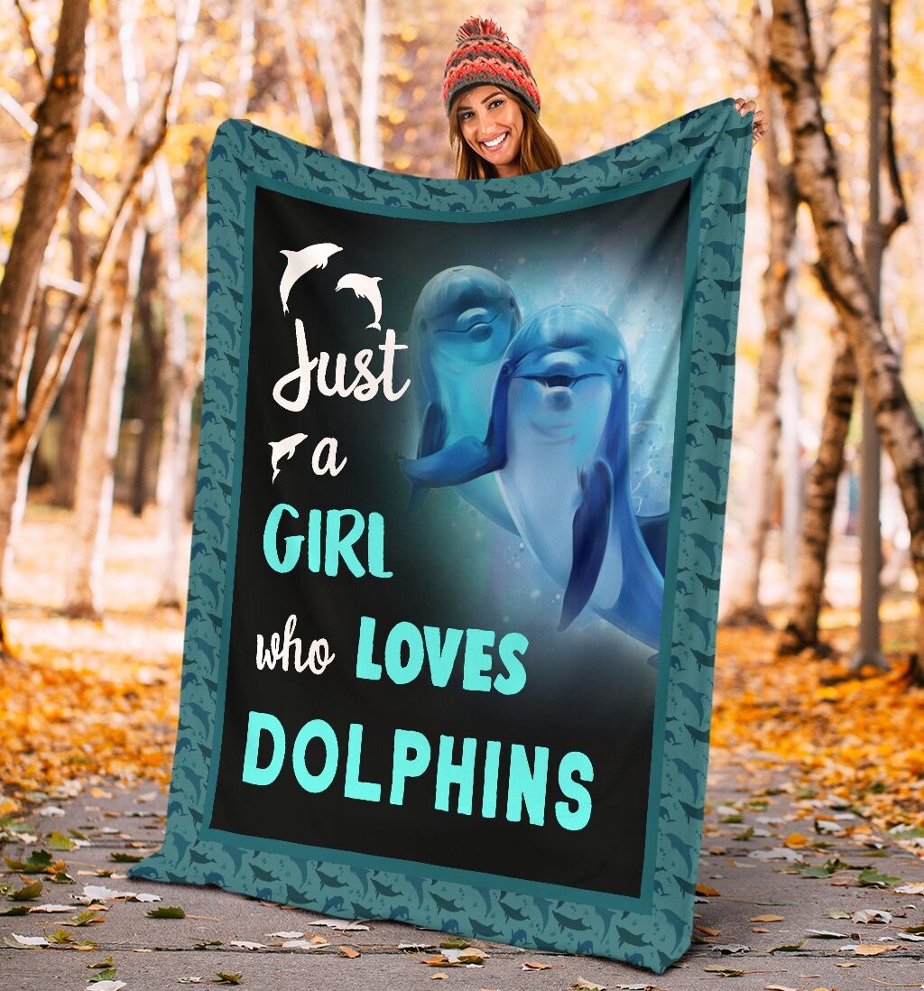 Just a girl who loves dolphin hot blanket