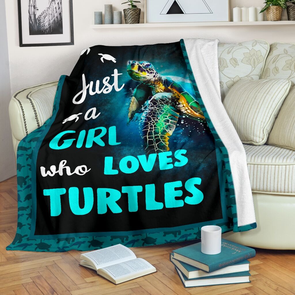 Just a girl who loves turtle blanket – LIMITED BBS