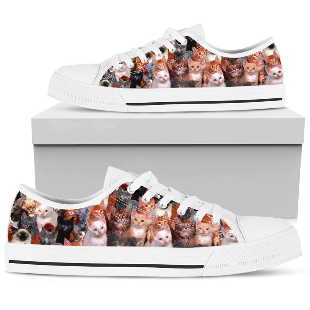 Lots Of Cats Low Top Shoes