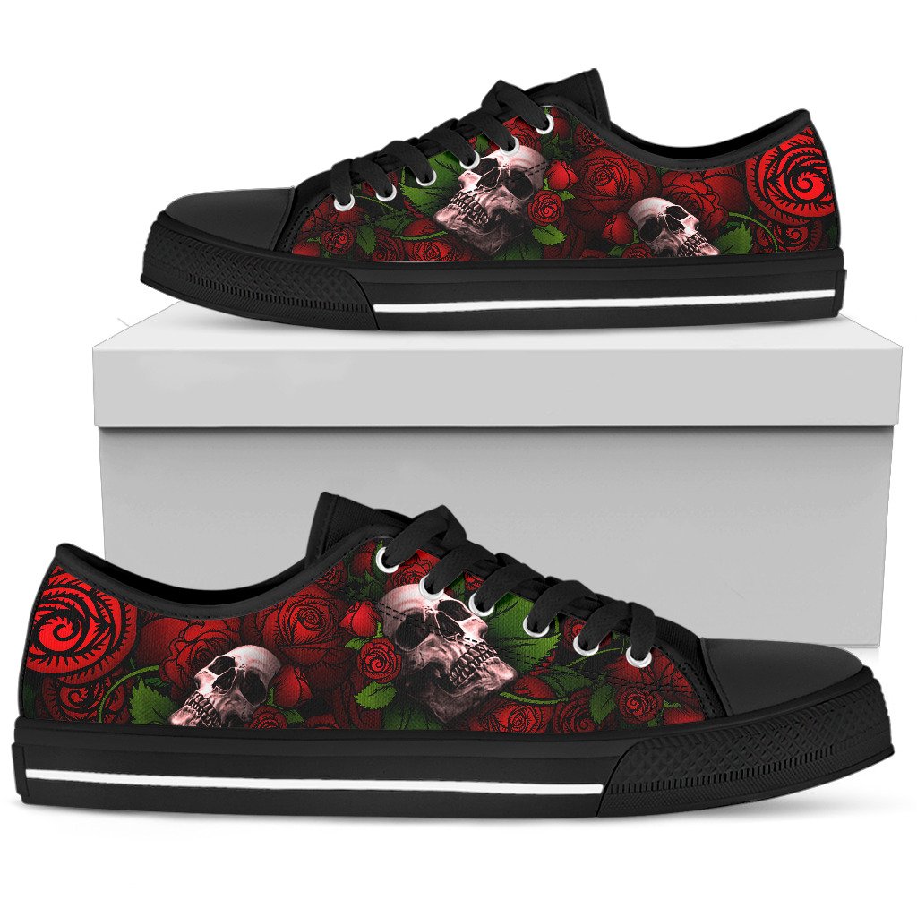 Rose and skull low top shoes – maria