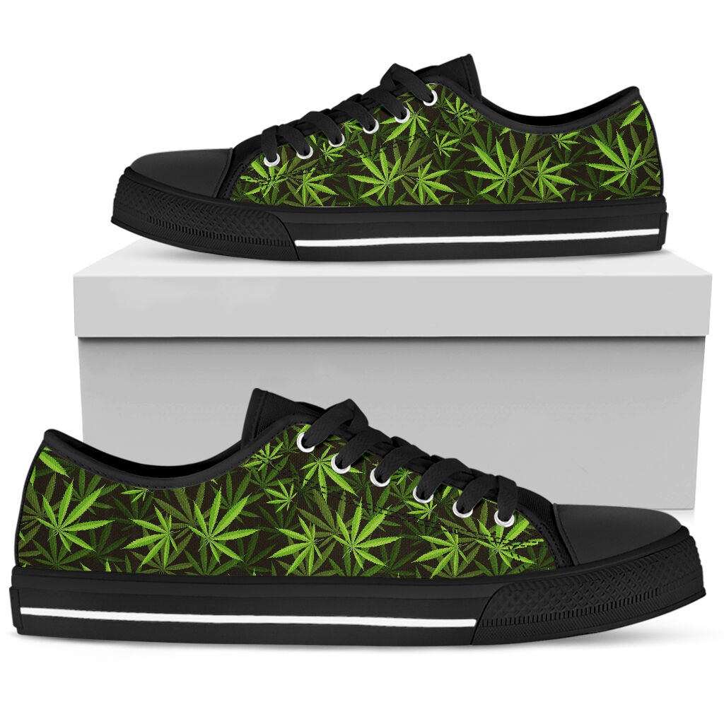 Vintage Cannabis Black Low Top Shoes-3