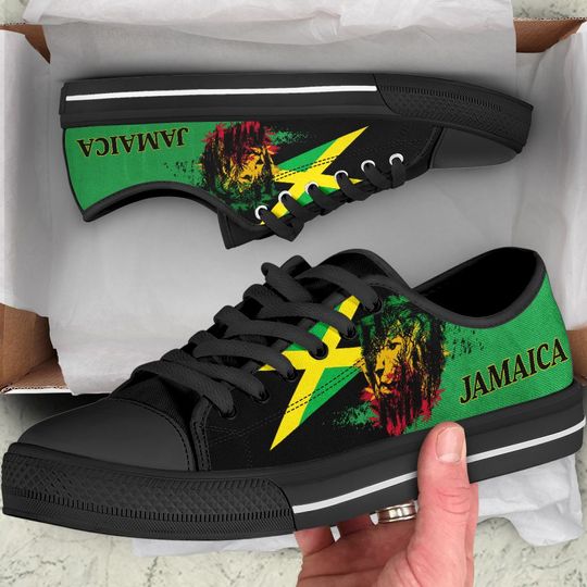 Jamaica lion low top shoes .