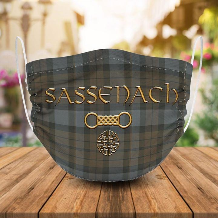 Sassenach face mask