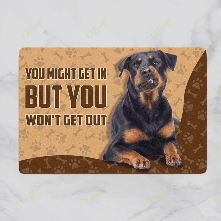 Rottweiler you might get in but you won't get out doormat 1