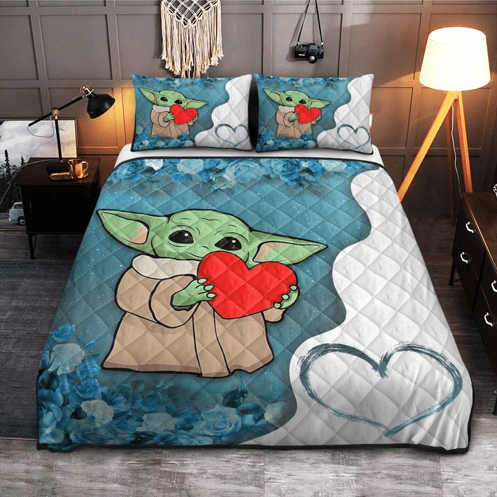 Baby Yoda heart flower quilt bedding set