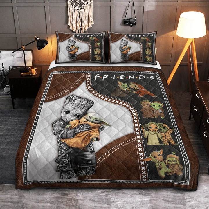 Groot and baby Yoda friend quilt bedding set