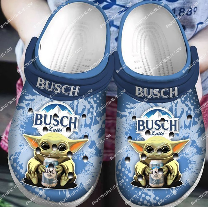 [special edition] baby yoda hold busch latte all over printed crocs – maria