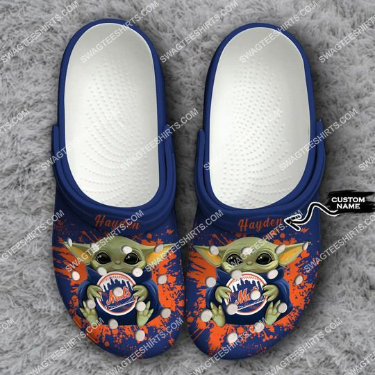 [special edition] custom baby yoda hold new york mets all over printed crocs – maria
