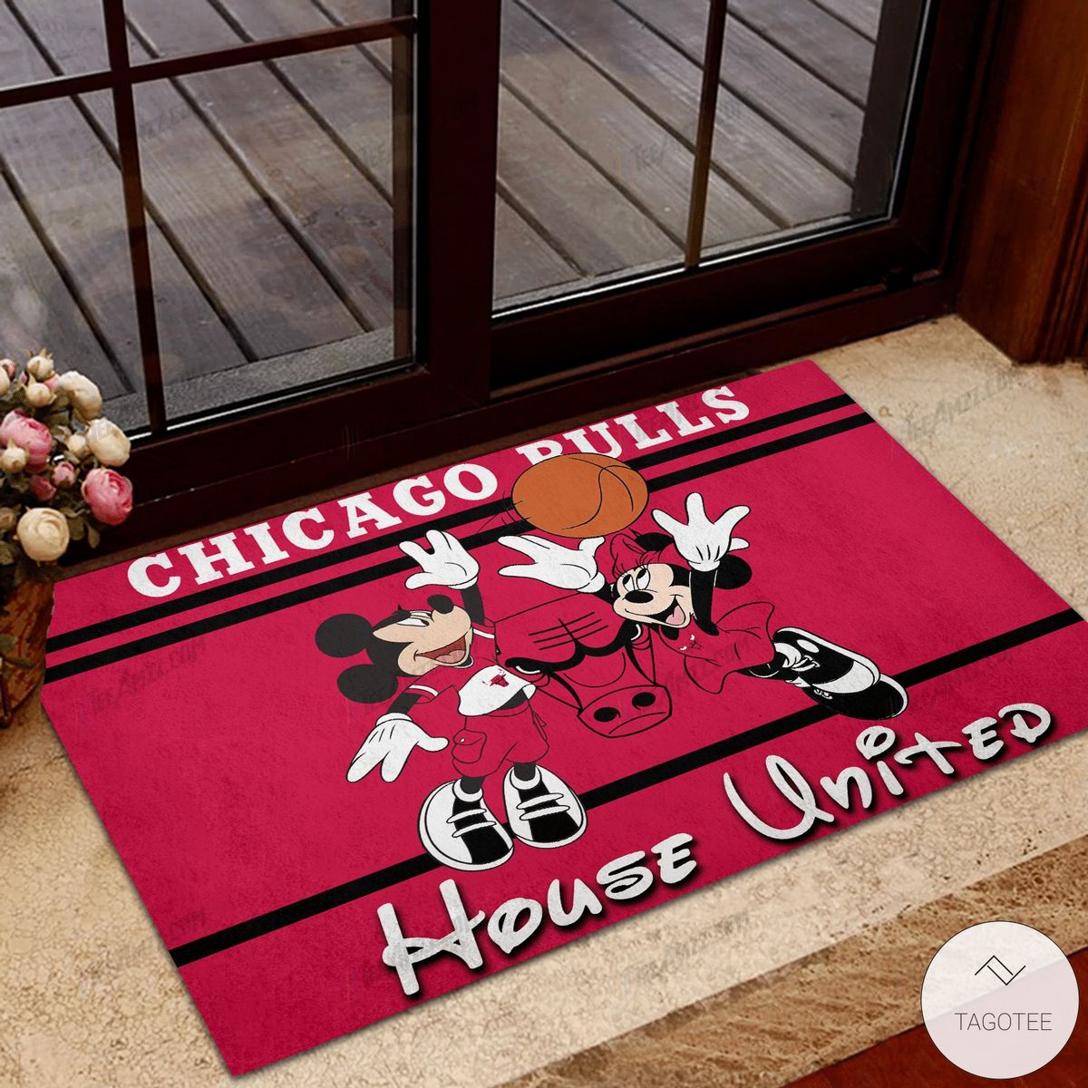 Chicago Bulls House United Mickey Mouse And Minnie Mouse Doormat  – TAGOTEE