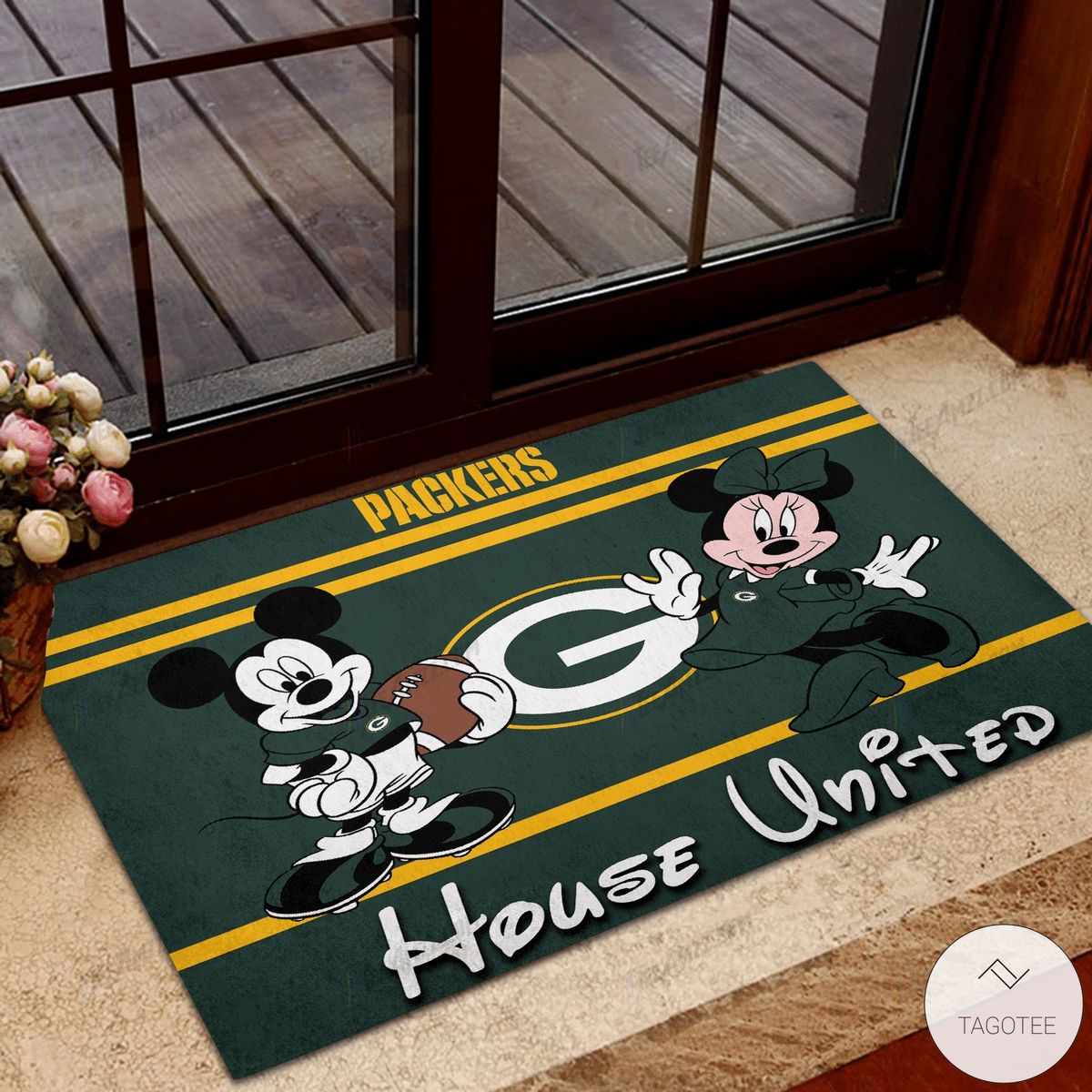 Green Packers House United Mickey Mouse And Minnie Mouse Doormat  – TAGOTEE